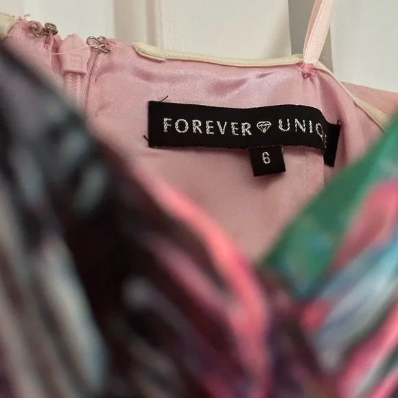 Forever Unique Tropical Statement Dress - Picture 6 of 7